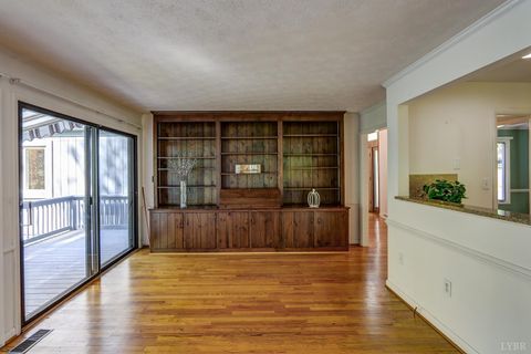 Tiny photo for 2120 Surrey Place, Lynchburg, VA 24503 (MLS # 362308)