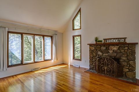 Tiny photo for 2120 Surrey Place, Lynchburg, VA 24503 (MLS # 362308)