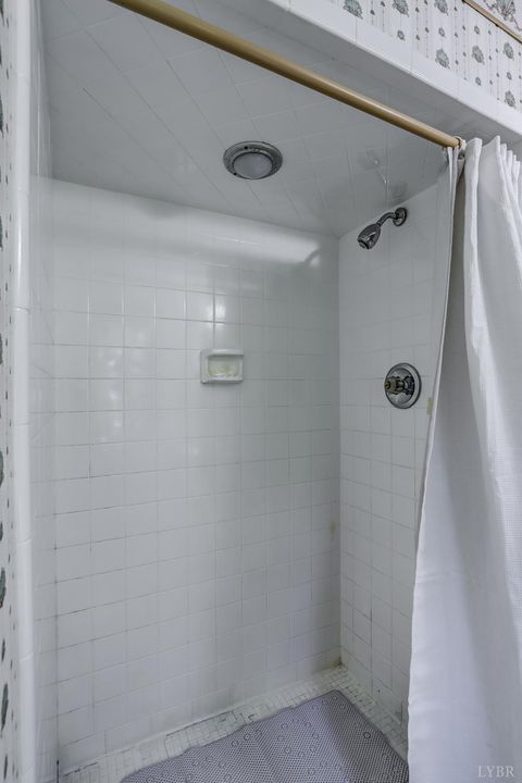 Tiny photo for 2120 Surrey Place, Lynchburg, VA 24503 (MLS # 362308)