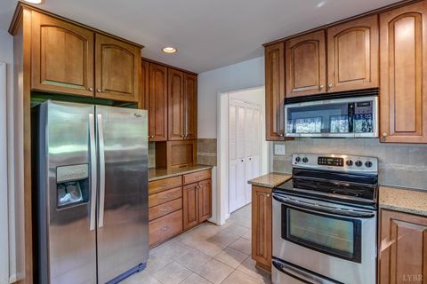 Tiny photo for 2120 Surrey Place, Lynchburg, VA 24503 (MLS # 362308)