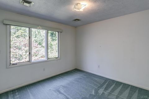 Tiny photo for 2120 Surrey Place, Lynchburg, VA 24503 (MLS # 362308)