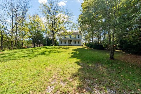 Tiny photo for 199 Peninsula Point, Lynch Station, VA 24571 (MLS # 362734)