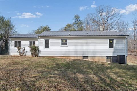 Tiny photo for 146 Watts Mill Road, Pamplin, VA 23958 (MLS # 364774)