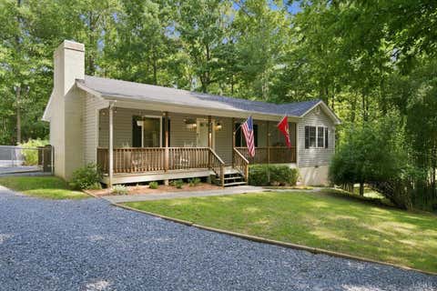 Photo for 536 Dunivan Dr