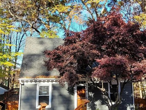 Photo of 102 Slate Pl PL, Charlottesville, VA 22902 (MLS # 366530)