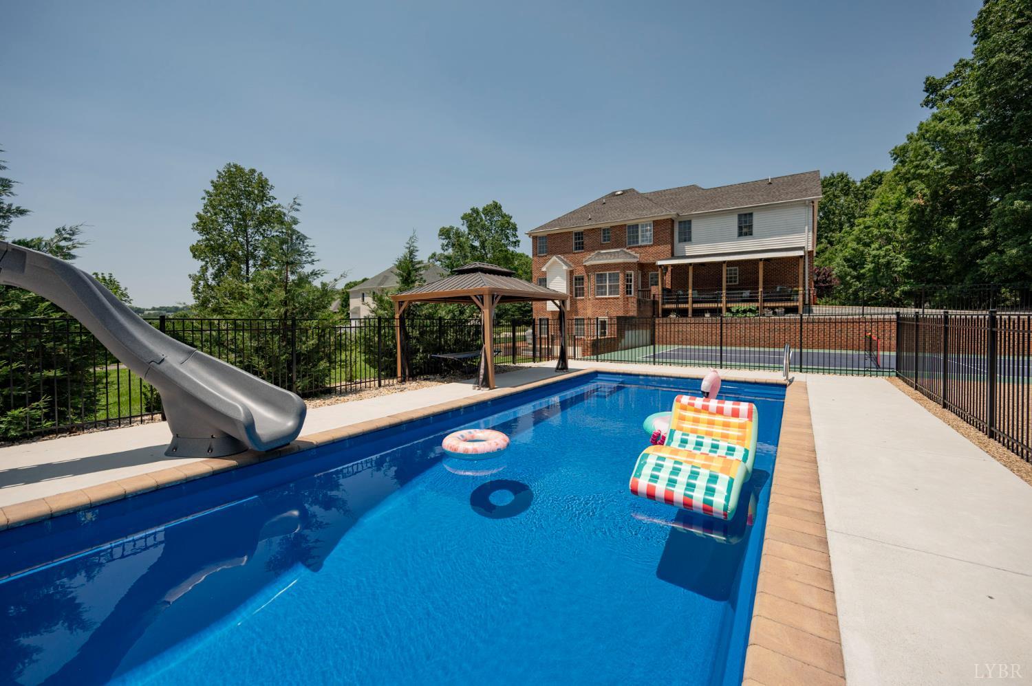 816 Ivy Lake Drive, Forest, Virginia image 17