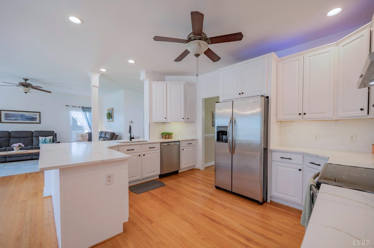 816 Ivy Lake Drive, Forest, Virginia image 8