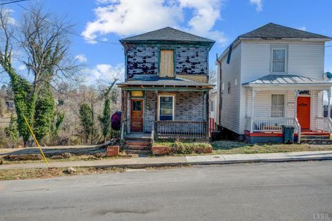 Photo of 320 Polk Street, Lynchburg, VA 24504 (MLS # 362368) Photo of 320 Polk Street, Lynchburg, VA 24504 (MLS # 362368)