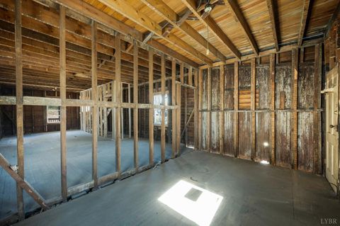 Tiny photo for 320 Polk Street, Lynchburg, VA 24504 (MLS # 362368)