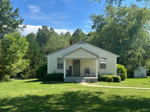 Homes For Sale - 1725 Wards Ferry Road<br/> Lynchburg, VA 24502