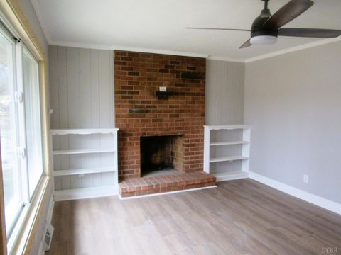 Tiny photo for 207 Martins Lane, Madison Heights, VA 24572 (MLS # 364817)