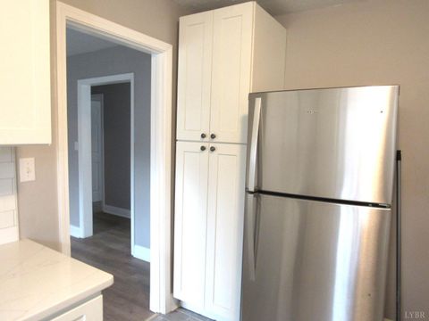 Tiny photo for 207 Martins Lane, Madison Heights, VA 24572 (MLS # 364817)