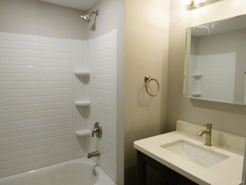 Tiny photo for 207 Martins Lane, Madison Heights, VA 24572 (MLS # 364817)