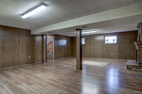 Tiny photo for 211 Robin Drive, Lynchburg, VA 24502 (MLS # 364178)