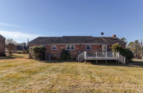 Tiny photo for 211 Robin Drive, Lynchburg, VA 24502 (MLS # 364178)