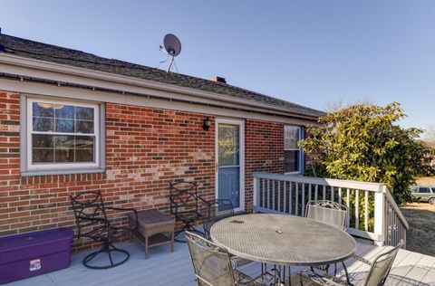 Tiny photo for 211 Robin Drive, Lynchburg, VA 24502 (MLS # 364178)