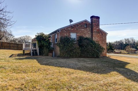 Tiny photo for 211 Robin Drive, Lynchburg, VA 24502 (MLS # 364178)