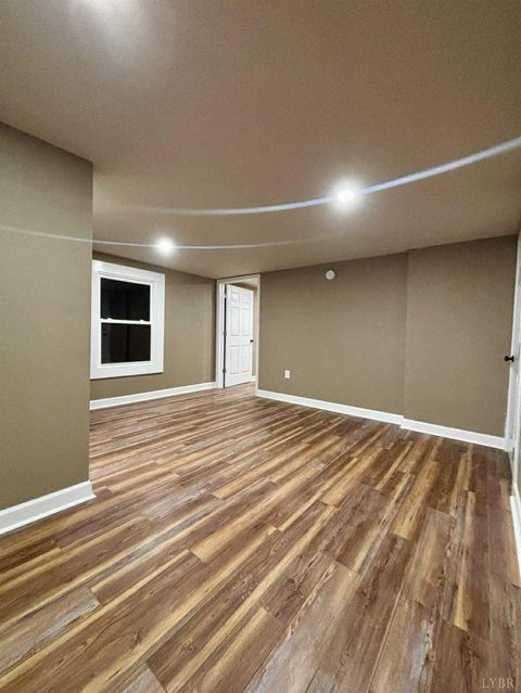 Tiny photo for 626 Florida Ave Ave, Lynchburg, VA 24551 (MLS # 362548)