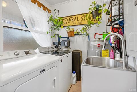 Tiny photo for 497 Long Island Drive, Moneta, VA 24121 (MLS # 364105)