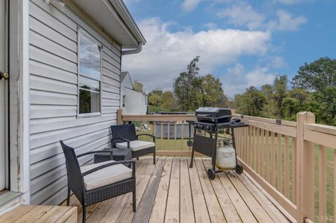 Tiny photo for 736 Selene Street, Lynchburg, VA 24503 (MLS # 362744)