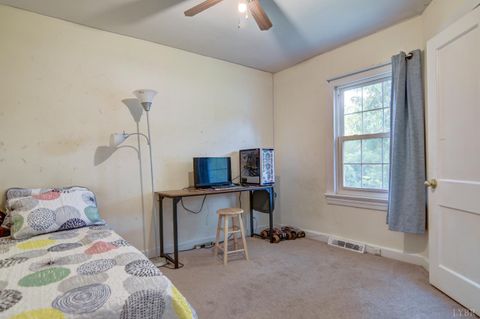 Tiny photo for 736 Selene Street, Lynchburg, VA 24503 (MLS # 362744)