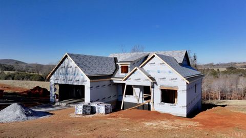 Tiny photo for 6 Leesville Road, Evington, VA 24550 (MLS # 364116)