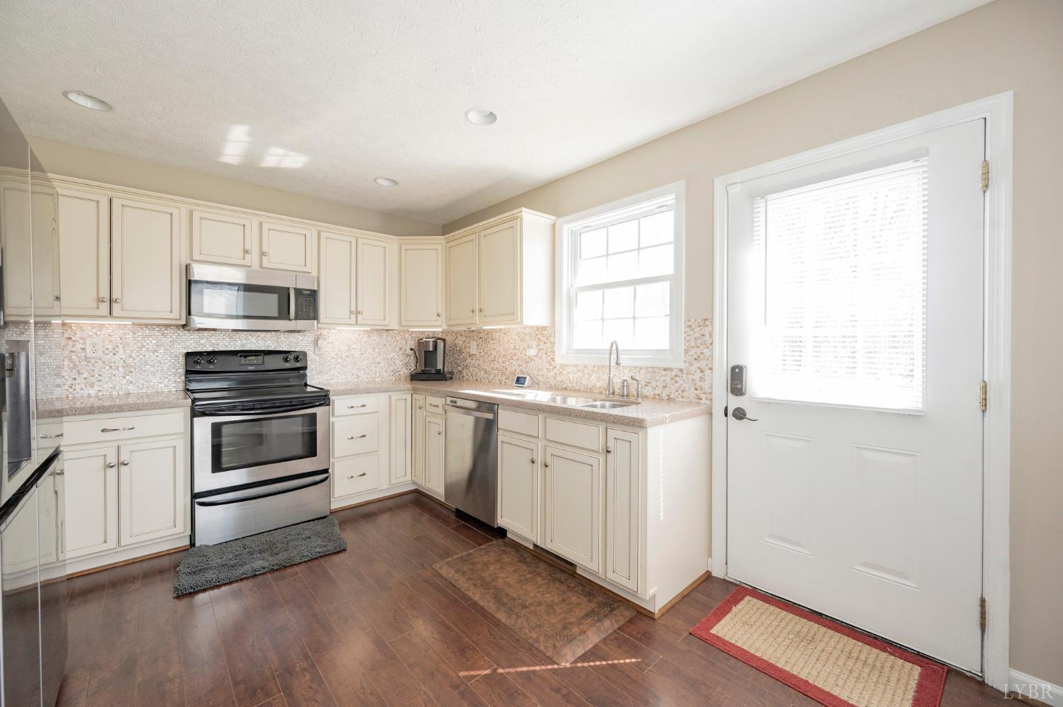 608 Middle Street, Lynchburg, Virginia image 12