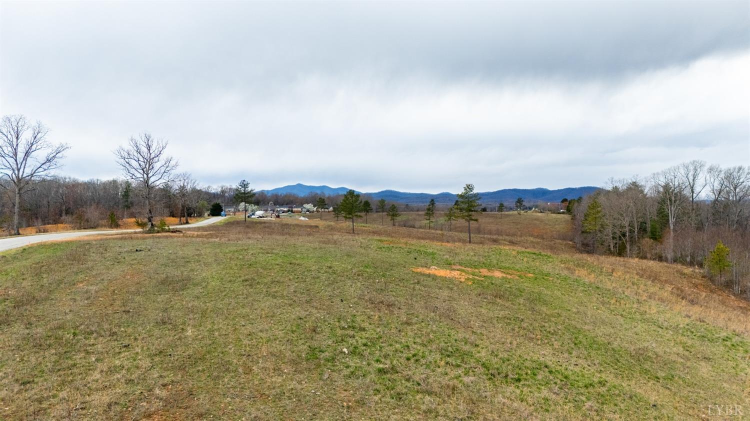 Fox Hall Dr, Amherst, Virginia image 4