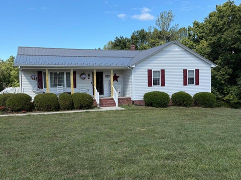 Homes For Sale - 222 Rocky Ridge Road<br/> Campbell County, Gladys, VA 24554