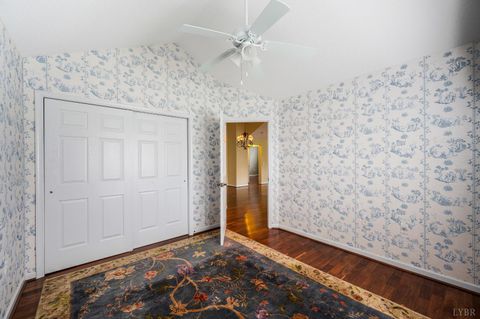 Tiny photo for 1118 Jefferson Way, Forest, VA 24551 (MLS # 366269)