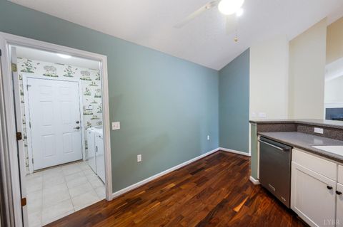 Tiny photo for 1118 Jefferson Way, Forest, VA 24551 (MLS # 366269)