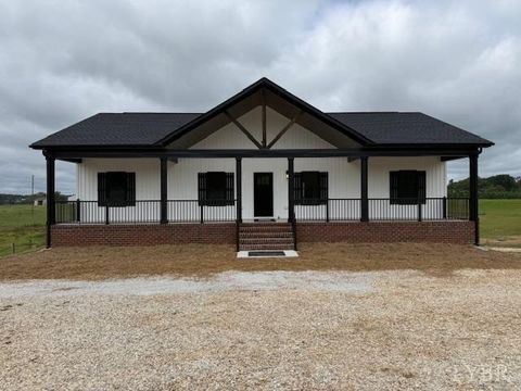 Photo of 2779 Oakville Road, Appomattox, VA 24522 (MLS # 361390)