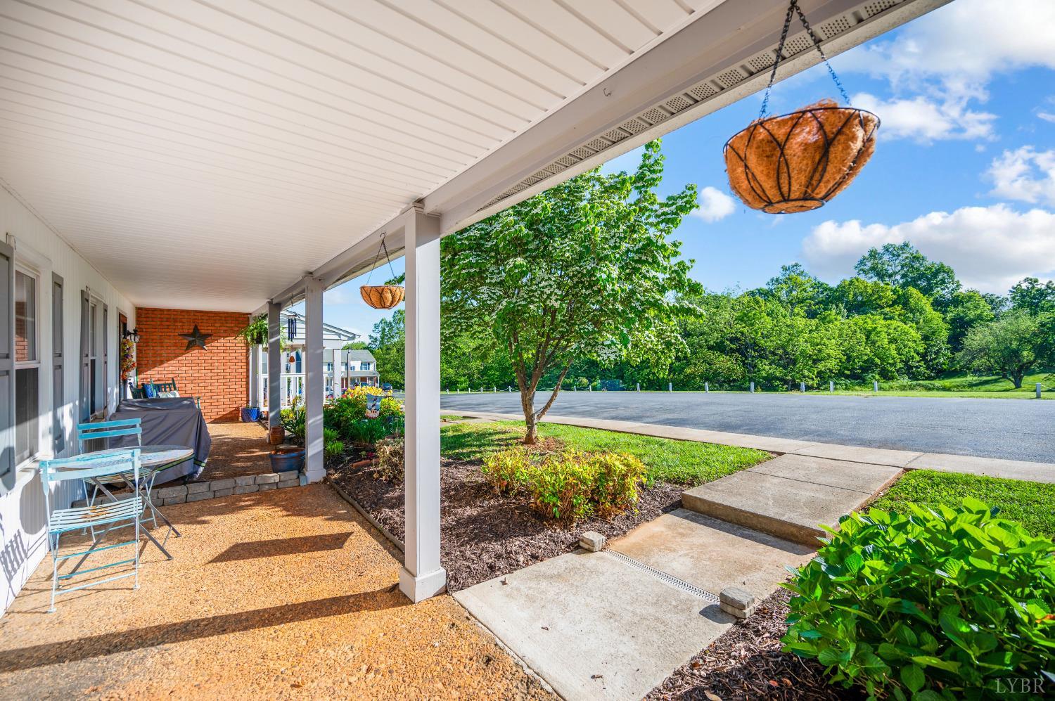 58 Cavalier Court, Lynchburg, Virginia image 2