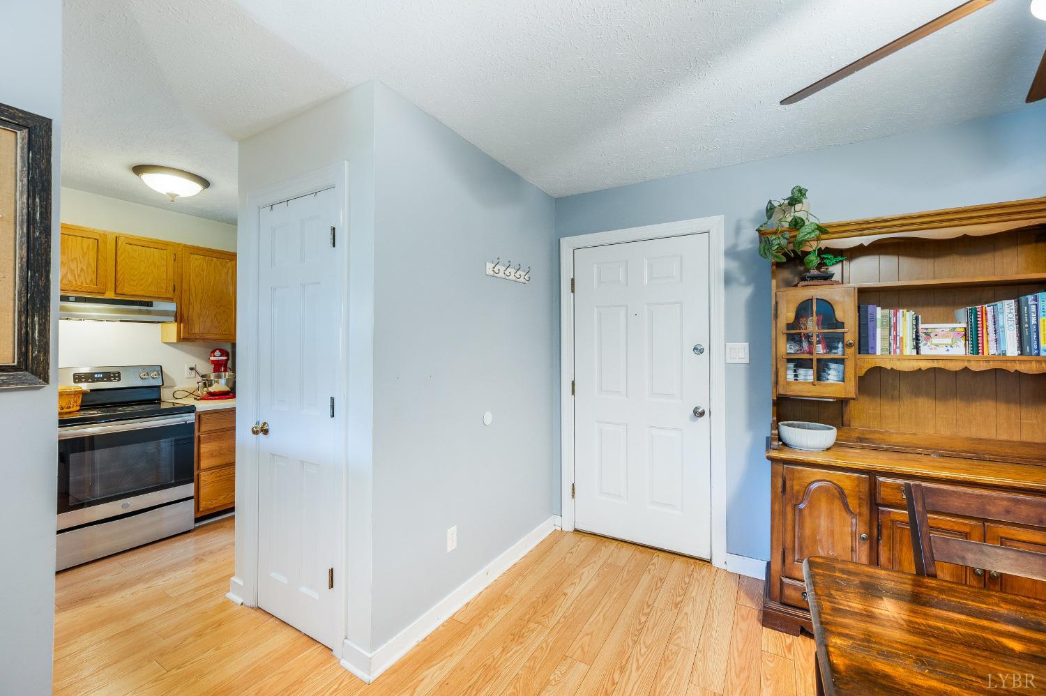58 Cavalier Court, Lynchburg, Virginia image 3