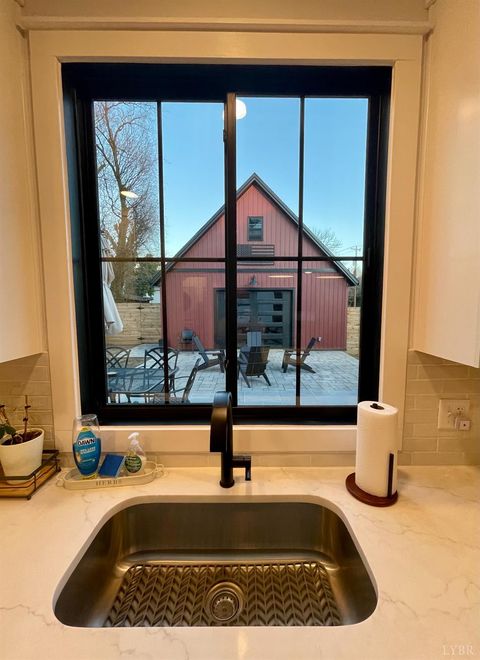 Tiny photo for 807 Grove Street, Bedford, VA 24523 (MLS # 363917)