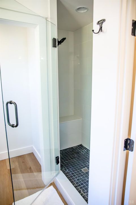 Tiny photo for 807 Grove Street, Bedford, VA 24523 (MLS # 363917)