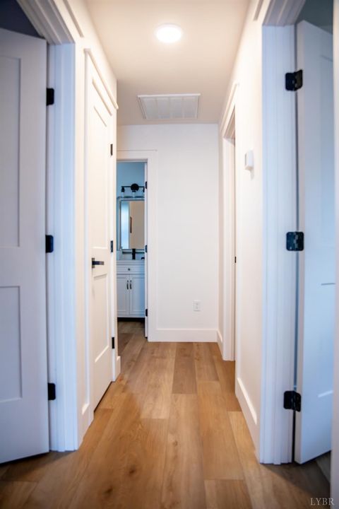 Tiny photo for 807 Grove Street, Bedford, VA 24523 (MLS # 363917)