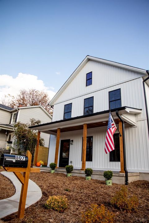 Tiny photo for 807 Grove Street, Bedford, VA 24523 (MLS # 363917)