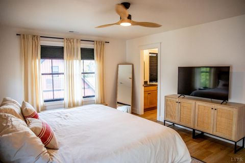 Tiny photo for 807 Grove Street, Bedford, VA 24523 (MLS # 363917)