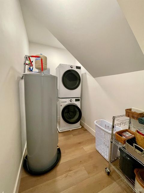 Tiny photo for 807 Grove Street, Bedford, VA 24523 (MLS # 363917)