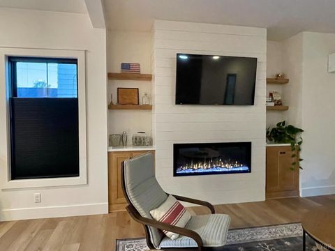 Tiny photo for 807 Grove Street, Bedford, VA 24523 (MLS # 363917)