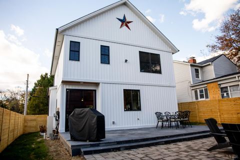 Tiny photo for 807 Grove Street, Bedford, VA 24523 (MLS # 363917)