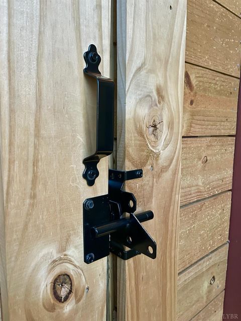 Tiny photo for 807 Grove Street, Bedford, VA 24523 (MLS # 363917)