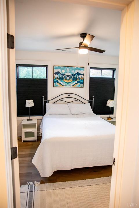 Tiny photo for 807 Grove Street, Bedford, VA 24523 (MLS # 363917)