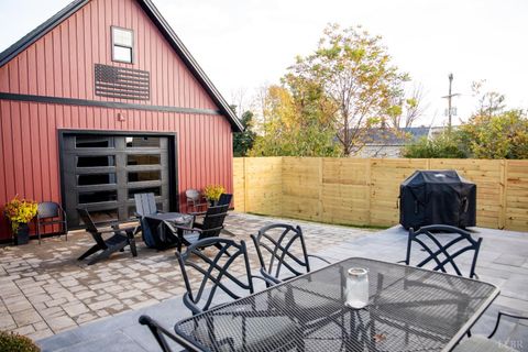 Tiny photo for 807 Grove Street, Bedford, VA 24523 (MLS # 363917)