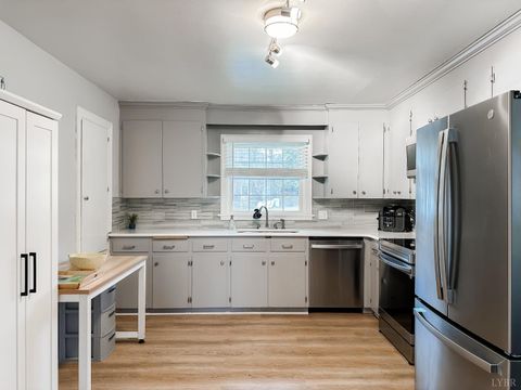 Tiny photo for 5904 Rhonda Rd Rd, Lynchburg, VA 24502 (MLS # 361748)