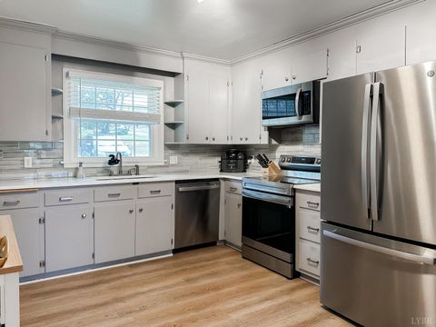 Tiny photo for 5904 Rhonda Rd Rd, Lynchburg, VA 24502 (MLS # 361748)