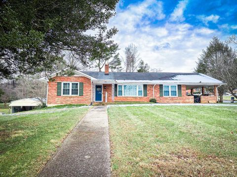 Tiny photo for 5904 Rhonda Rd Rd, Lynchburg, VA 24502 (MLS # 361748)