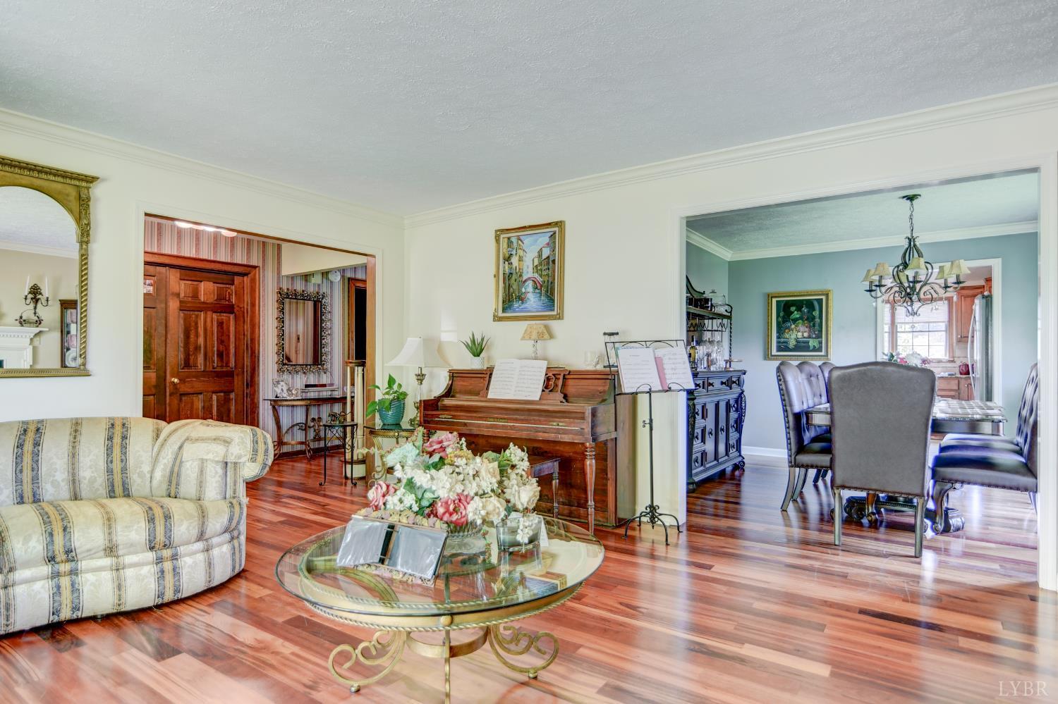 114 Sailview Drive, Forest, Virginia image 7