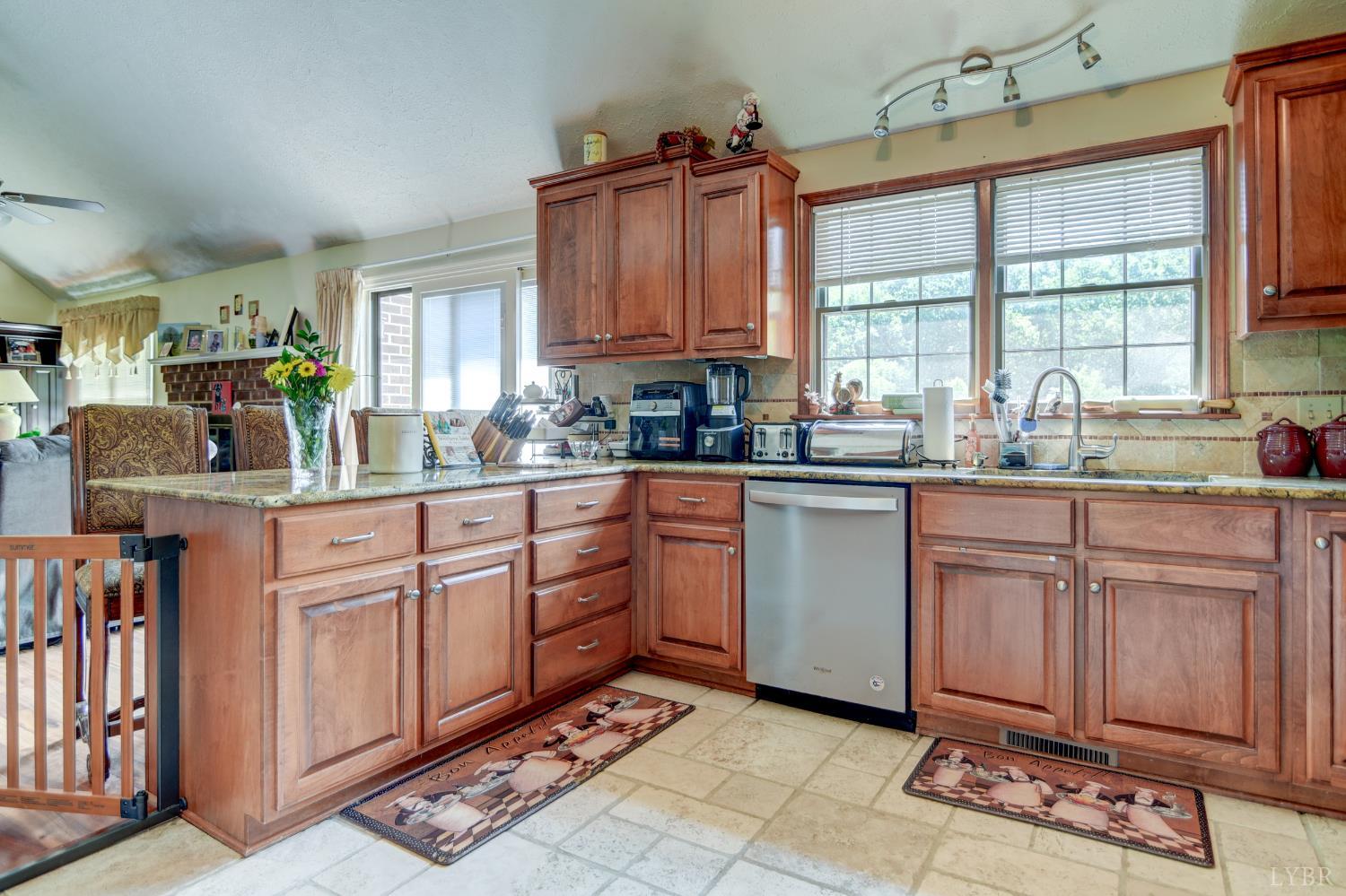 114 Sailview Drive, Forest, Virginia image 17